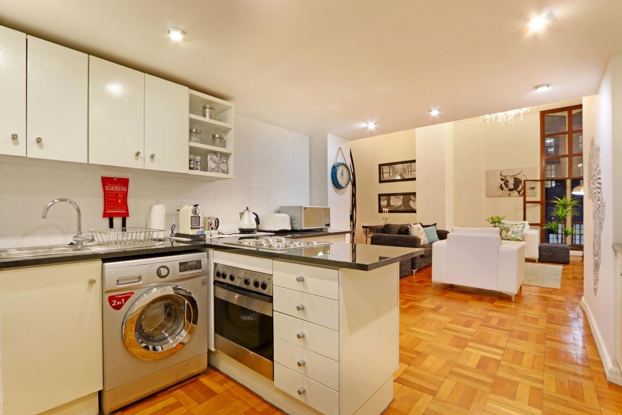 Cape Eazi Stayz Mutual Apartments Cape Town Room photo
